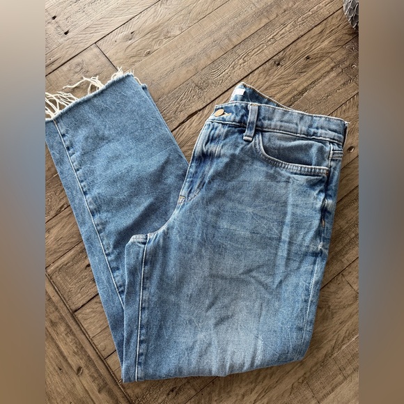 Tommy Hilfiger Slim Boyfriend Distressed Jeans, size 8. - Picture 2 of 10